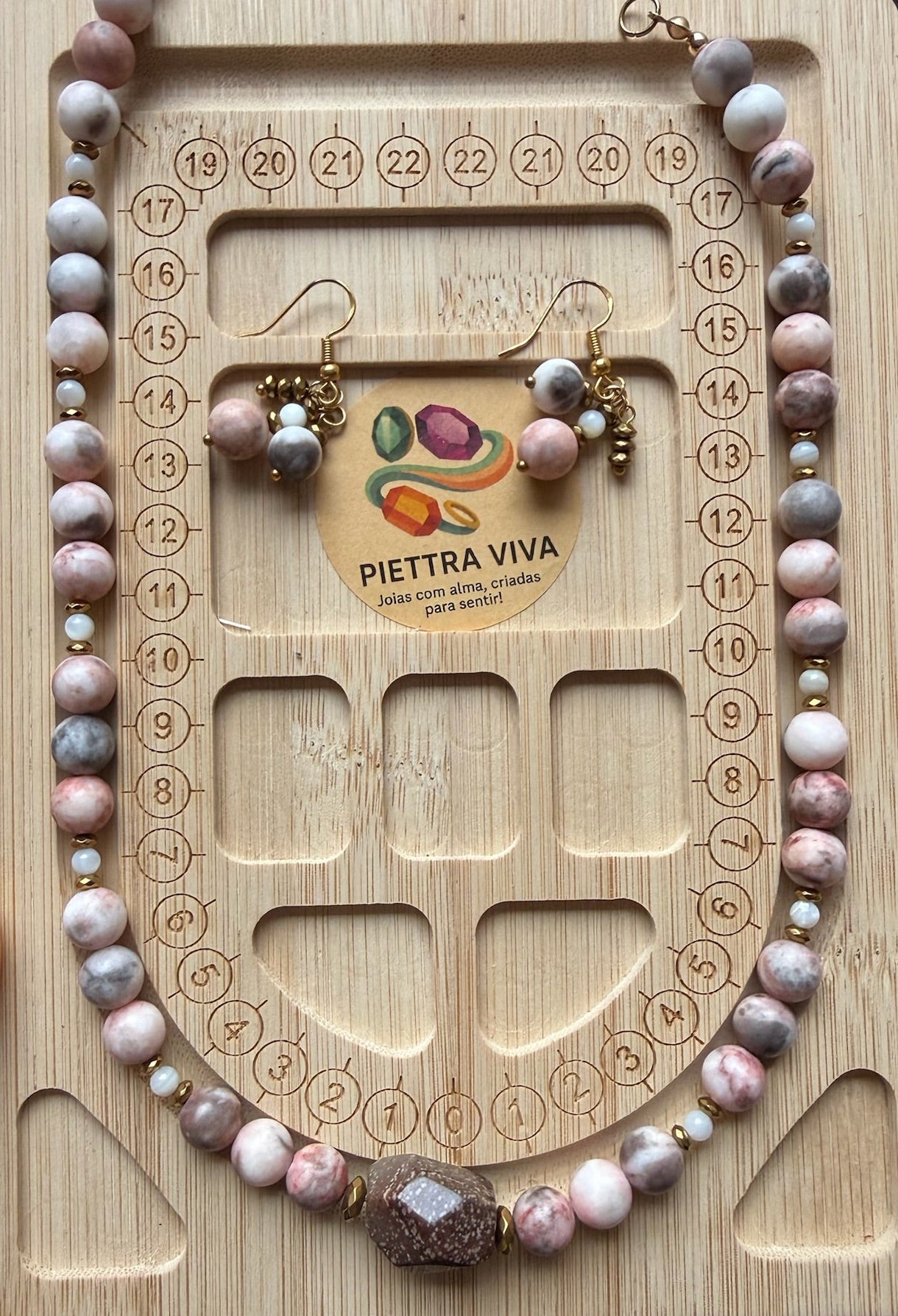 Colar + Brincos - Opalas, Nácar e Hematitas Douradas